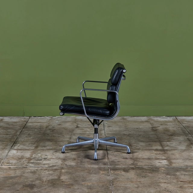 Eames Soft Pad Management Chair for Herman Miller For Sale - Image 9 of 18