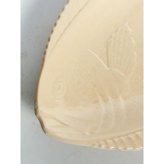 Cream Vintage Ceramic Fish-Shaped Dishes, France, 1970, Set of 2 For Sale - Image 8 of 16
