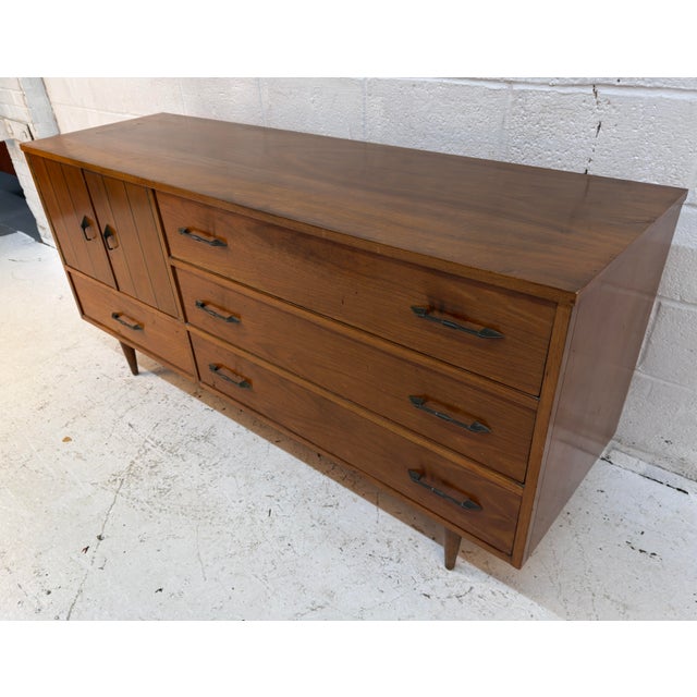 Mid 20th Century Vintage Mid-Century Modern Walnut Credenza For Sale - Image 5 of 13