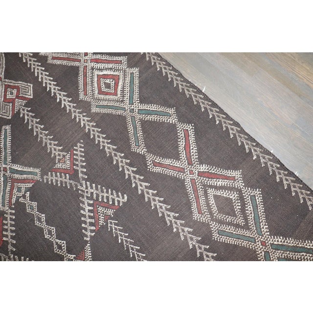 Oversize Vintage Moroccan Zaine Kilim - 9'1" x 17'2" For Sale - Image 4 of 10