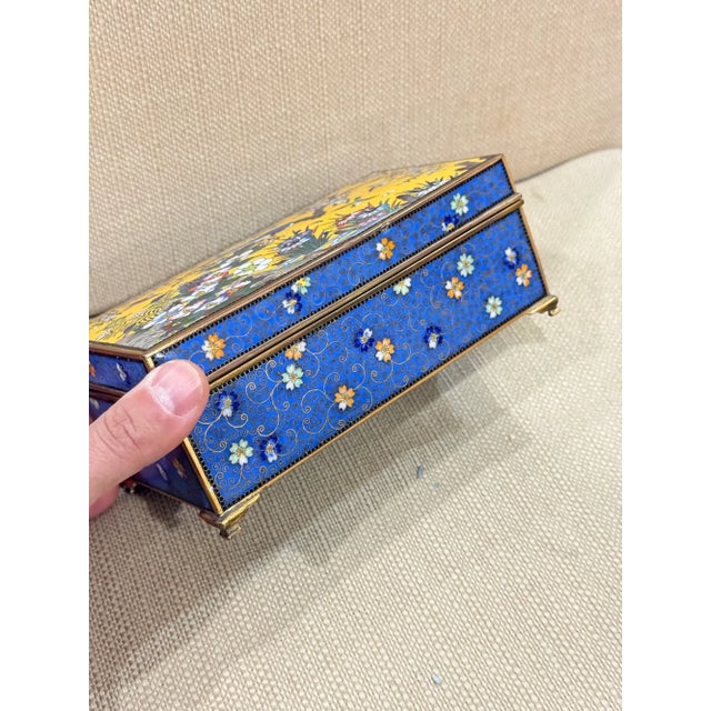 Japanese Cloisonne Enamel Bird and Floral Trinket Box Signed Inaba, Meiji For Sale - Image 4 of 15