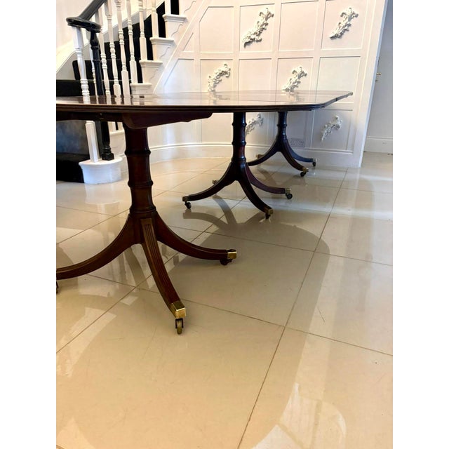 Antique Georgian Mahogany Extendable Triple Pillar Dining Table, 1800 For Sale - Image 13 of 18