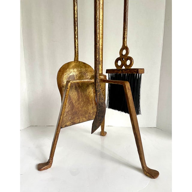 Mid-Century Modern 1960s Sculptural Gilt Iron Fireplace Tool Set With Stand For Sale - Image 3 of 9
