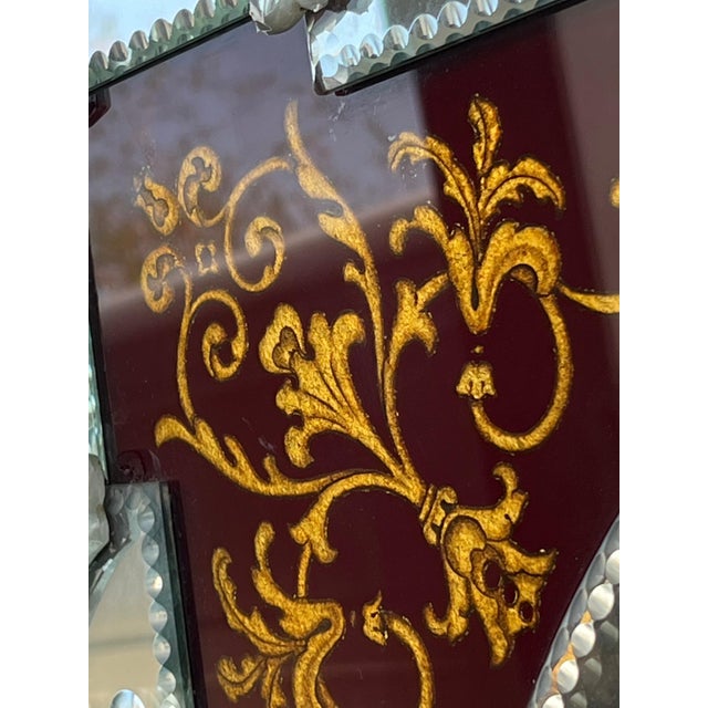 Glass 1880-1900 Venetian Mirror with Pediment Garnet Glass Adorned with Flowers For Sale - Image 7 of 18