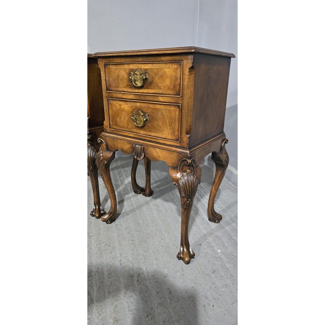 Wood Queen Anne Walnut Bedside Chests of Drawers, 1920, Set of 2 For Sale - Image 7 of 11