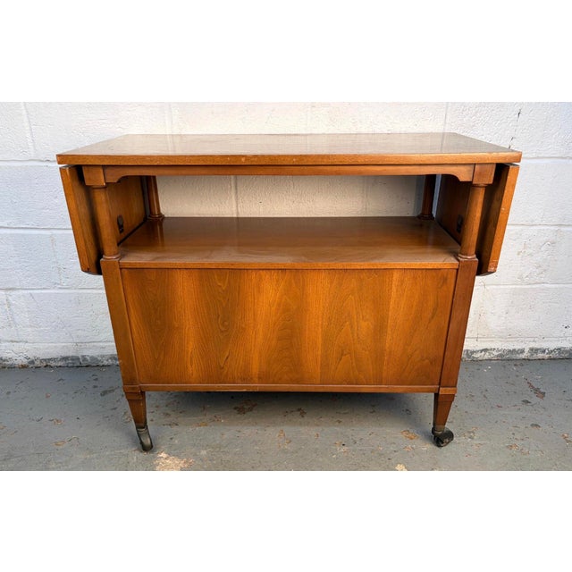 Mid 20th Century Walnut and Brass Drop Leaf Bar Cart For Sale - Image 18 of 18