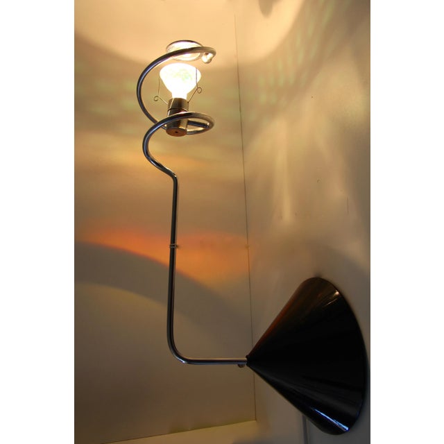 This unique wall lamp is characterized by its 'fantasy' projection. Up to 250V (Europe/UK Standard).The wiring of this...