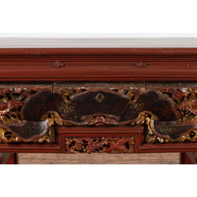 Chinese Red Lacquered Console Table with Hand Carved Drawers and Geometric Shelf For Sale - Image 10 of 12