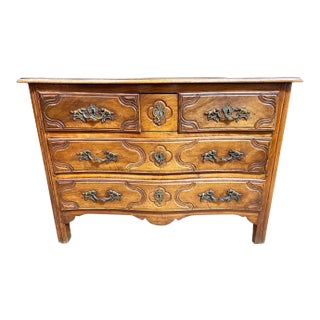 Louis XV Walnut Commode, Mid-18th Century For Sale