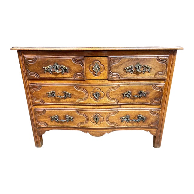 Louis XV Walnut Commode, Mid-18th Century For Sale