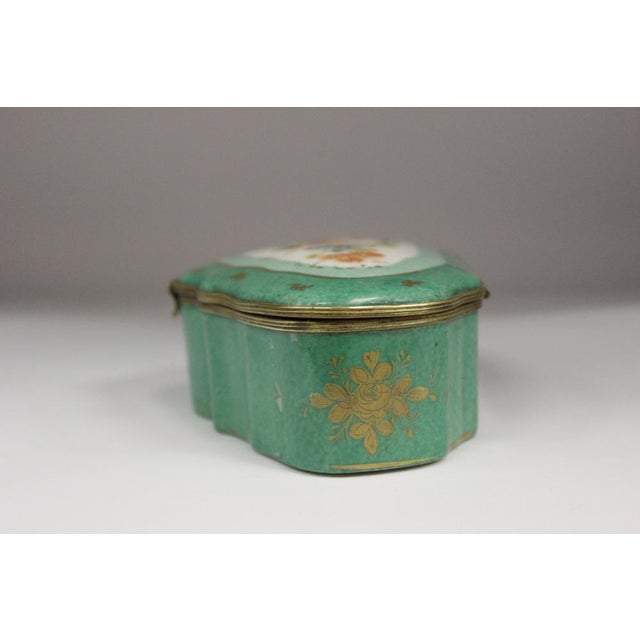 Ceramic Porcelain Box with Flower Decoration, 1940s For Sale - Image 7 of 13