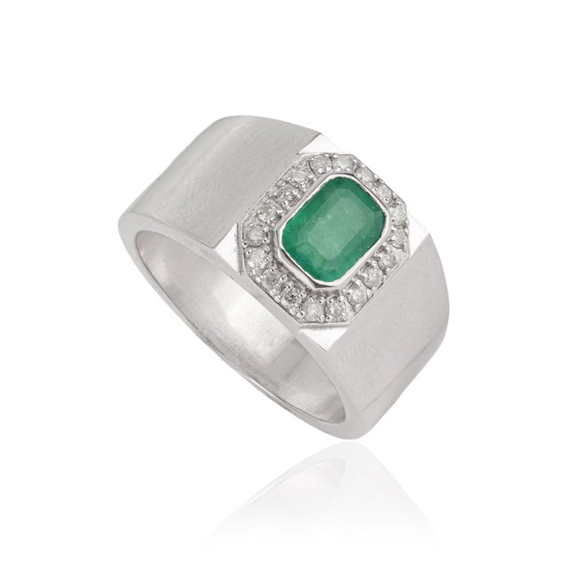 Art Deco Vintage Style Cushion Cut 1.2 Ct Emerald & Diamond Halo Signet Ring in 925 Silver Size 5 For Sale - Image 3 of 15