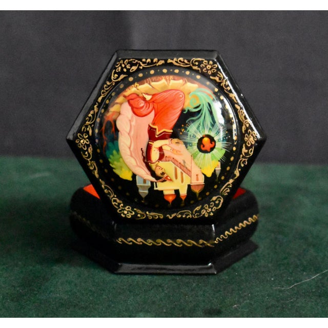 Children's Vintage Russian Lacquer Box Painted Fairy Tale Scarlet Flower Trinket Signed For Sale - Image 3 of 16