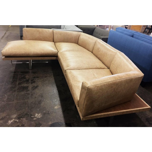 Mid-Century Modern Gio Platform Sectional Sofa For Sale - Image 3 of 8