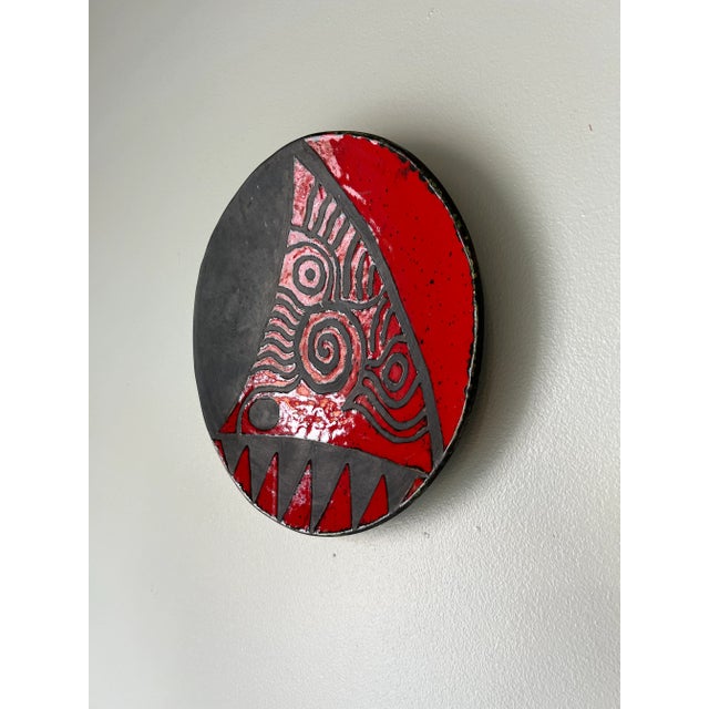 Mid-Century Danish Modern Black and Red Pottery Wall Plate, Signed For Sale - Image 4 of 10