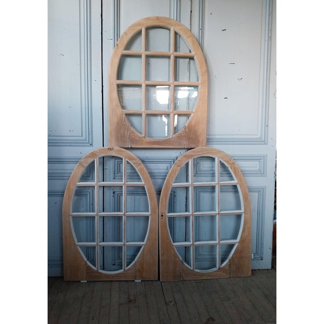 Antique Chestnut Bulls-Eye Windows, 1890s, Set of 3 For Sale - Image 14 of 14