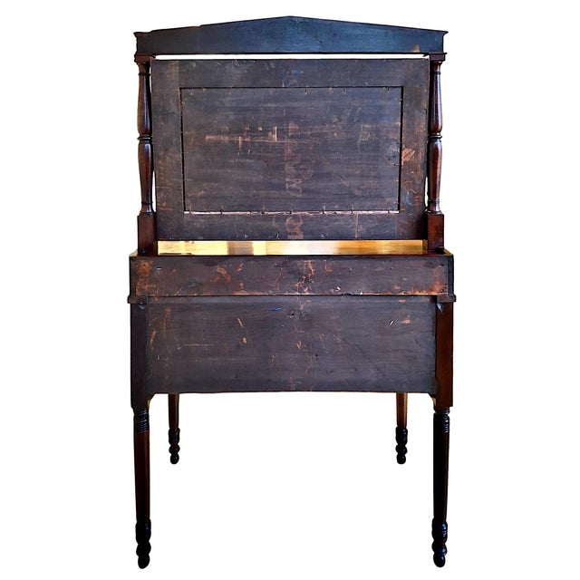 Wood Early 19th-Century American Empire Dressing Table With Flame Mahogany Veneer For Sale - Image 7 of 14