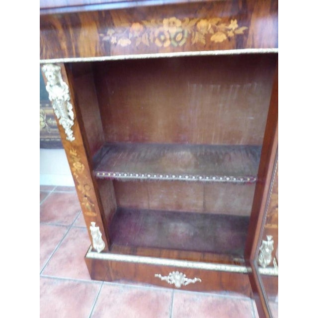Antique Mid-19th Century Walnut Pier Cabinet from Gillows, 1852 For Sale - Image 10 of 18