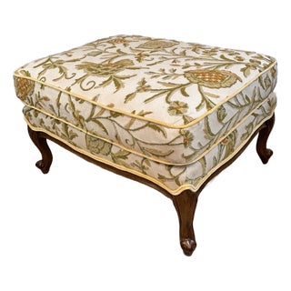 1950s Vintage French Provincial Ottoman With Crewel Embroidery For Sale