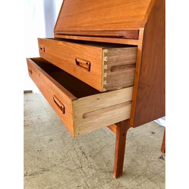 1960s Teak Secretary Desk by Arne Wahl Iverson for Vince Mobelfabrik For Sale - Image 10 of 12