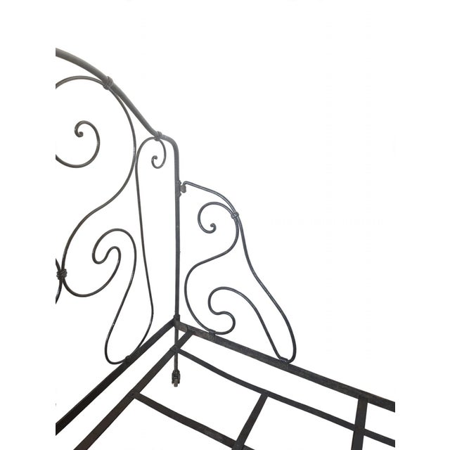 Antique Iron Folding Bed, in Good conditions. Designed 1890 to 1919
