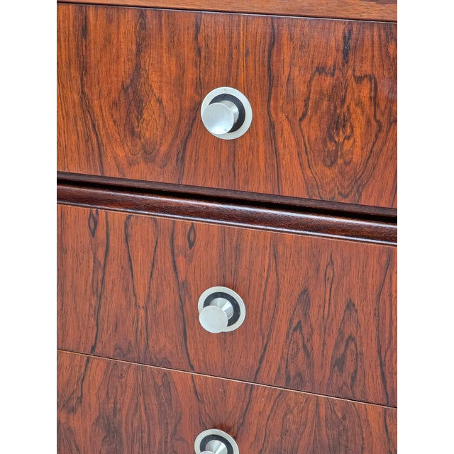 1960s Rosewood Bachelors Chest For Sale In Richmond - Image 6 of 7