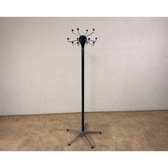 Coat Rack by George Nelson for Vitra, 1980s, in Good conditions. Designed 1950 to 1959 I have official proof of...