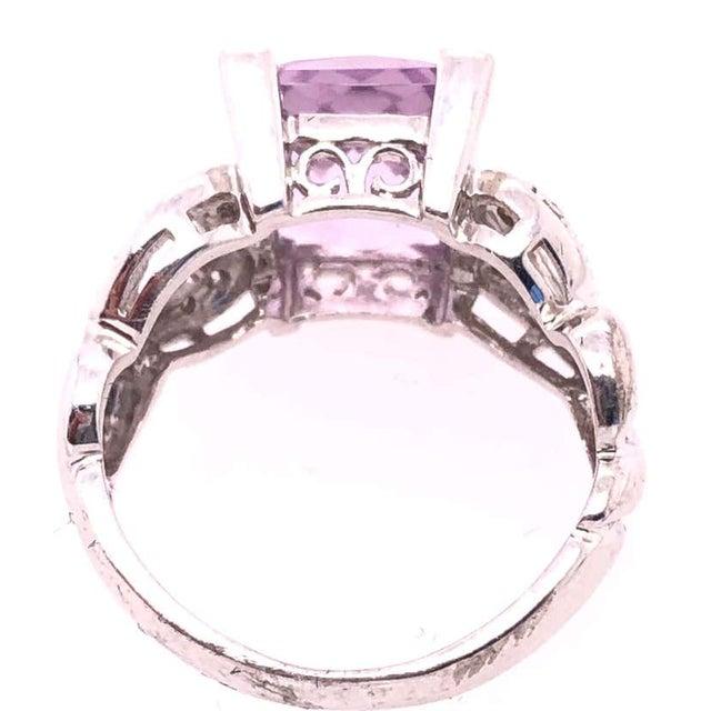 14 Karat White Gold Amethyst Solitaire Ring With Diamond Accents For Sale In New York - Image 6 of 10