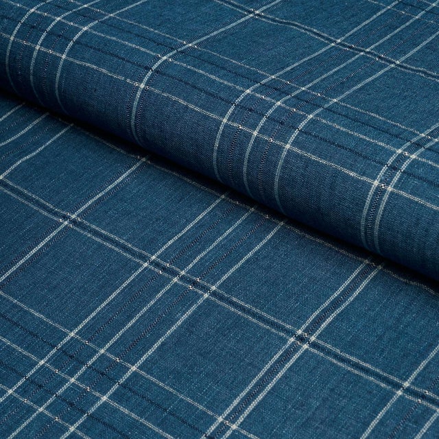 Schumacher SAMPLE - Schumacher Nils Plaid Linen Fabric In Denim For Sale - Image 4 of 4