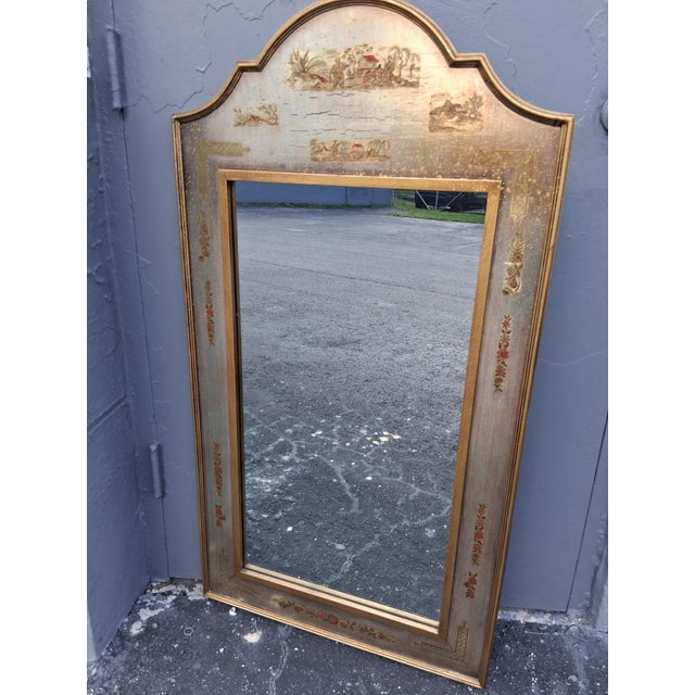 1940's Hollywood Regency Chinoiserie Giltwood & Silvered Figural Decor Wall Mirror For Sale In Miami - Image 6 of 12