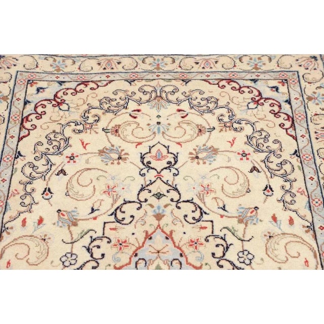 Textile Kashan Rug in Hand-Knotted Virgin Wool For Sale - Image 7 of 11