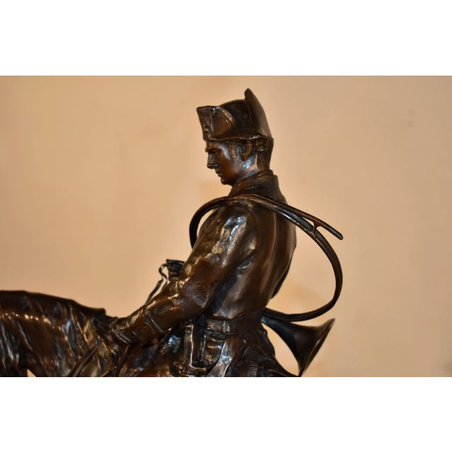 Pierre Jules Mene "Louis XV Valet De Chasse" Bronze Sculpture, Dated 1869 For Sale - Image 4 of 18