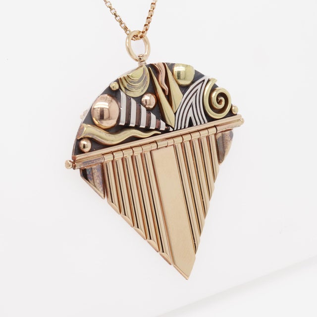 1990s Modernist Aaron Macsai Gold, Silver, & Copper Pattern Metal Brooch / Pendant For Sale - Image 5 of 12