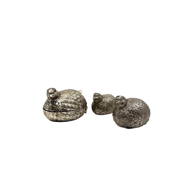 Gucci 1970s. Hollywood Regency Silver-Plate Quails Shaped Salt and Pepper, Gucci Italy - 3 pcs For Sale - Image 4 of 11