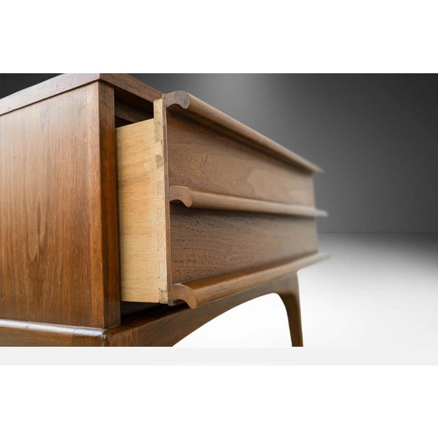 1960s Mid-Century Lane Rhythm Series Walnut Nightstand End Table For Sale - Image 9 of 9