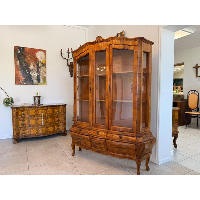 Baroque Style Display Cabinet in Inlaid Walnut, 1980s For Sale - Image 4 of 14