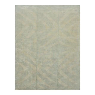 Rug & Kilim’s Scandinavian Style Rug, Subtle Geometric Pattern in Cream and Blue For Sale