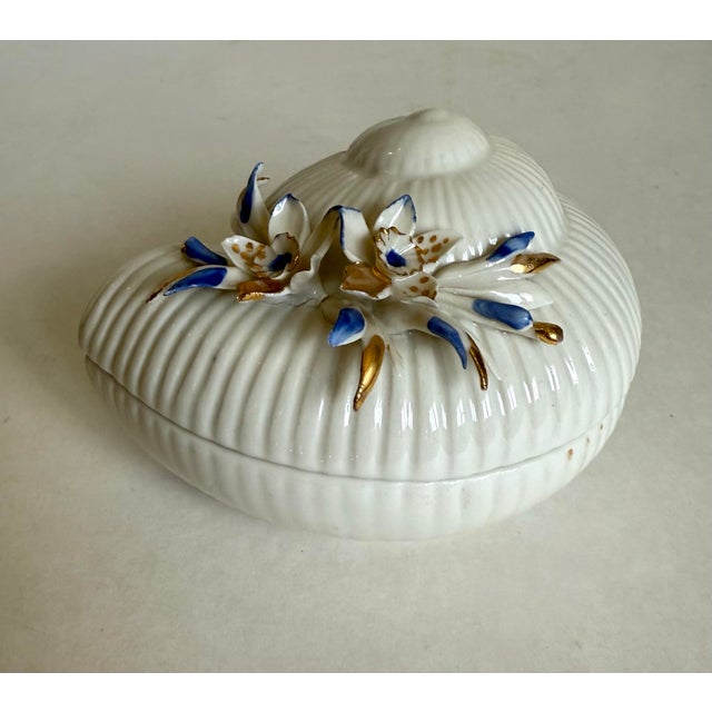 Hollywood Regency Vintage Italian Capodimonte Shell Trinket Box With Blue Floral Accents For Sale - Image 3 of 11