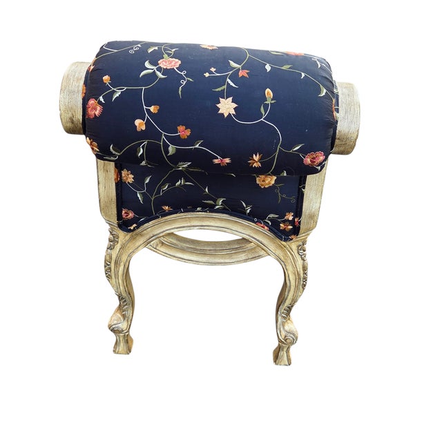 1990s Neoclassical Window Bench Scrolled Arm French Regency Design Source Louis XV For Sale - Image 13 of 18