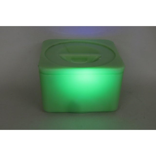 Jeannette Glass Jeanette Poinsetta Jadeite Refrigerator Dish With Lid 1930s Uranium Glass 4753b For Sale - Image 4 of 18