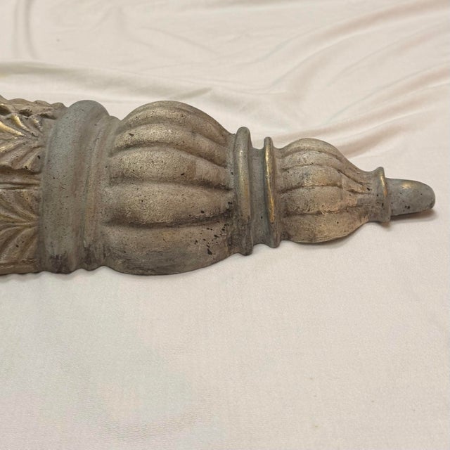 Vintage Monumental Neoclassical Corinthian Wall Bracket in Bespoke Gustavian Finish - Newly Painted For Sale - Image 12 of 12