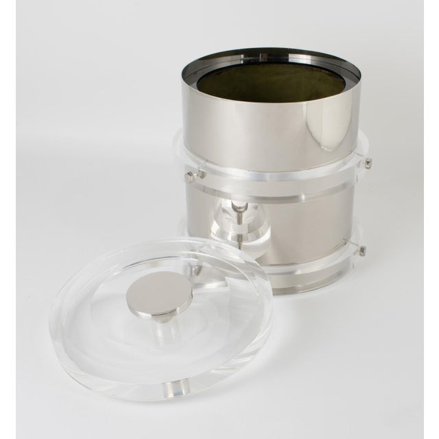 Noel BC Modernist Barware Chrome and Lucite Ice Bucket, circa 1980 For Sale In Atlanta - Image 6 of 13