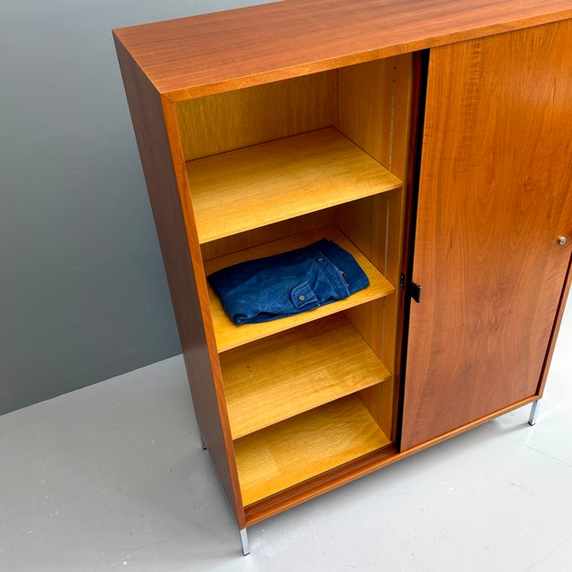 Walnut Wardrobe by Florence Knoll for Knoll International, 1960s For Sale - Image 11 of 14