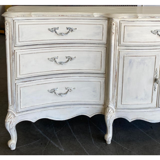 French Louis XV Style Provincial Sideboard, French Painted Buffet or Enfilade For Sale In Miami - Image 6 of 11