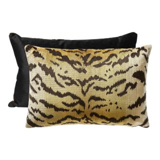 The House of Scalamandré Tigre Silk/Indus Lumbar Pillow, Ivory, Gold & Black For Sale
