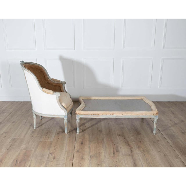 19th Century French Louis XVI Style Painted Lie de Repos For Sale In Atlanta - Image 6 of 13