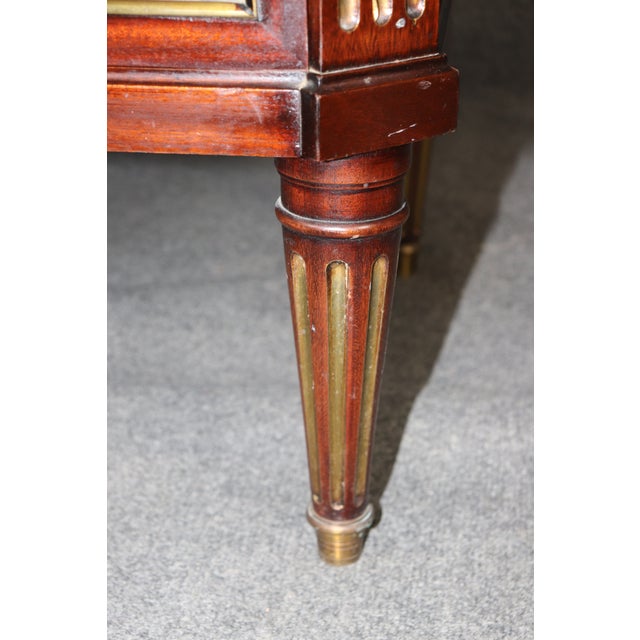 French Louis XVI Directoire Style Brass Mounted White Marble Top Commode For Sale - Image 17 of 17