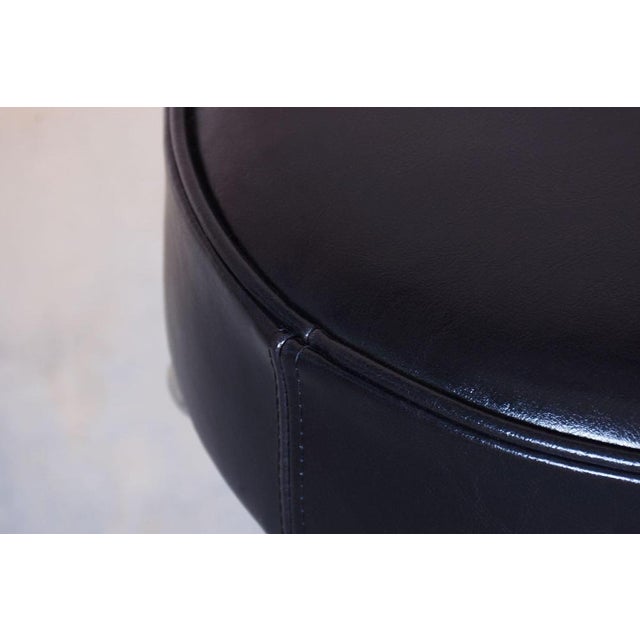 Bauhaus Stool in Chrome-Plated Steel and Leather, 1950s For Sale - Image 8 of 11