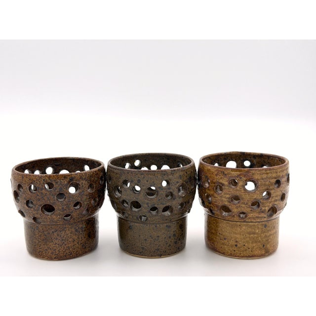 Brutalist Stoneware Candleholders by Pentti Envala for Studio Seutula, Finland, 1970s, Set of 3 For Sale - Image 4 of 4