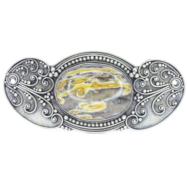 Art Nouveau pendentive / brooch, sterling silver and agate stone, 19th century. XX – France Extraordinary pendentive in...